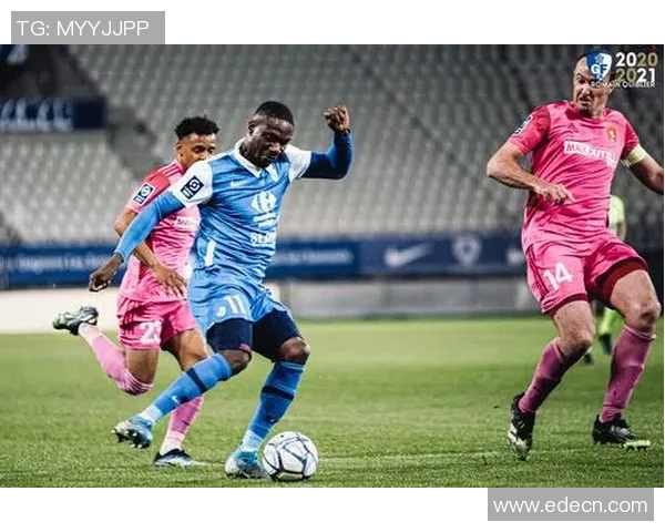 巴西昔日绿茵巨星辉煌回顾与足球艺术传承之路